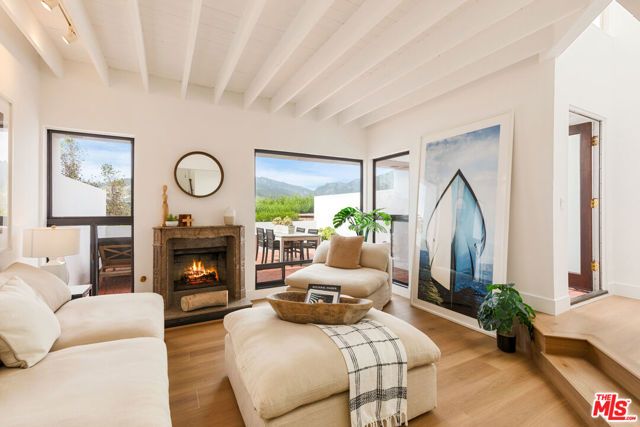 29221 Heathercliff Road 13, Malibu, CA 90265