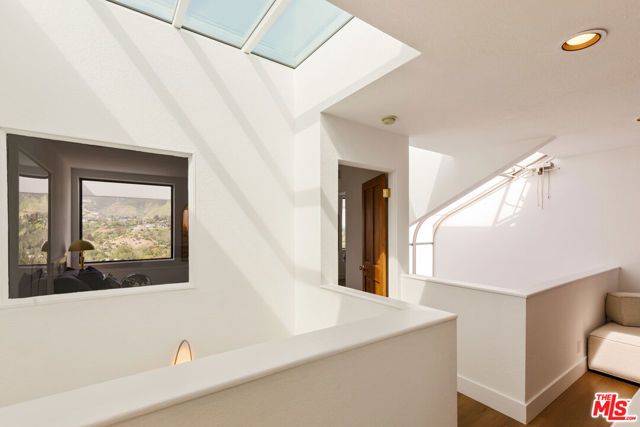 29221 Heathercliff Road 13, Malibu, CA 90265