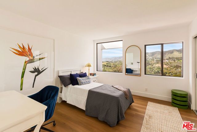 29221 Heathercliff Road 13, Malibu, CA 90265