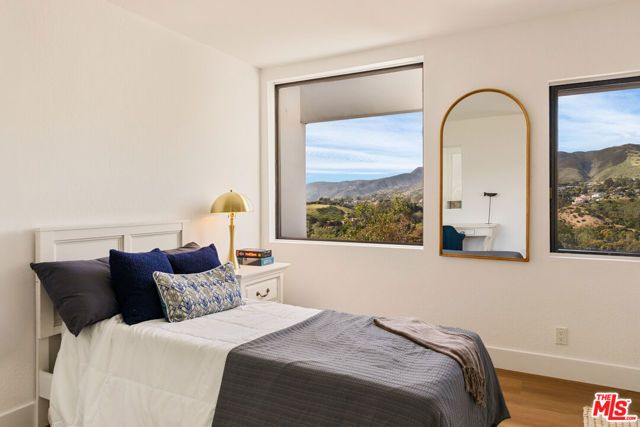 29221 Heathercliff Road 13, Malibu, CA 90265