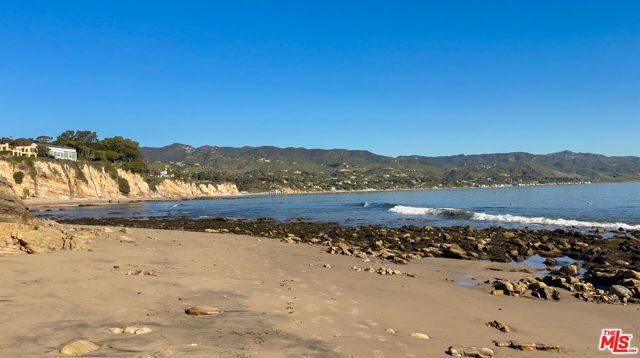 29221 Heathercliff Road 13, Malibu, CA 90265