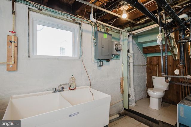 524 ELMWOOD RD, Baltimore, MD 21206