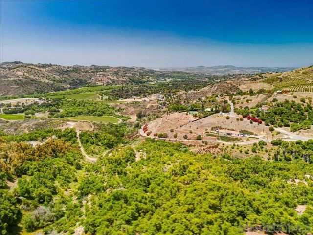 31675 Rancho Amigos Rd 1, Bonsall, CA 92003
