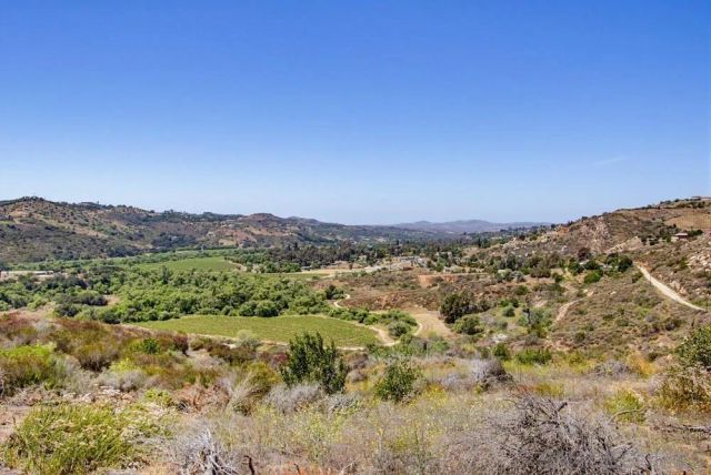 31675 Rancho Amigos Rd 1, Bonsall, CA 92003