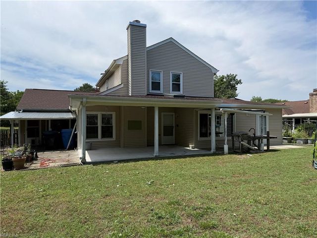 1092 Red Mill BLVD, Virginia Beach, VA 23454