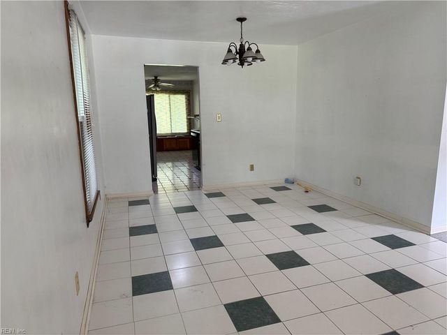 1092 Red Mill BLVD, Virginia Beach, VA 23454