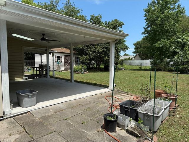 1092 Red Mill BLVD, Virginia Beach, VA 23454