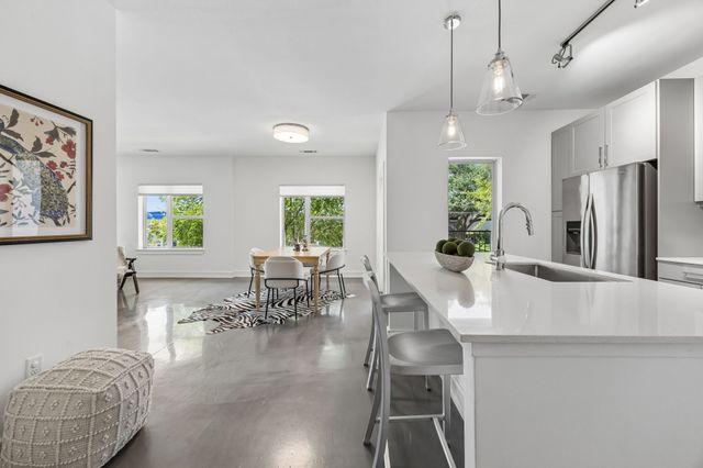 5710 Mccommas Boulevard 101, Dallas, TX 75206