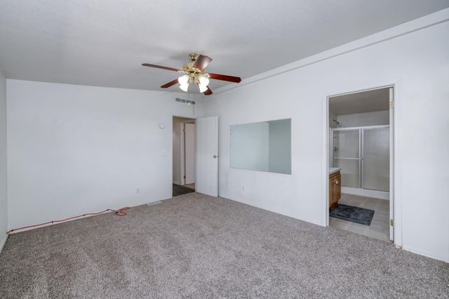 1701 Dinuba Ave Spc 56, Selma, CA 93662