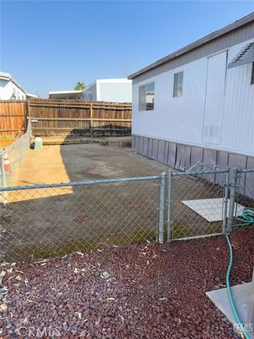 6601 E Eucalyptus 297, Bakersfield, CA 93306