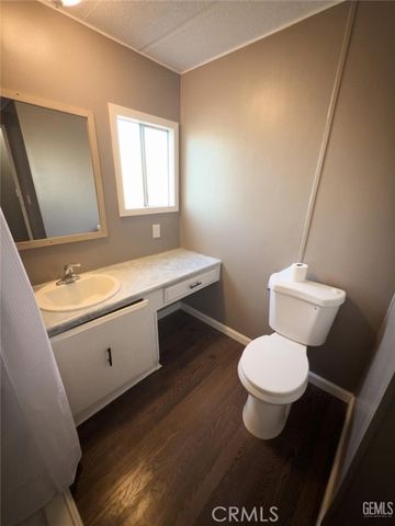 6601 E Eucalyptus 297, Bakersfield, CA 93306