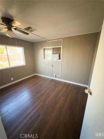 6601 E Eucalyptus 297, Bakersfield, CA 93306