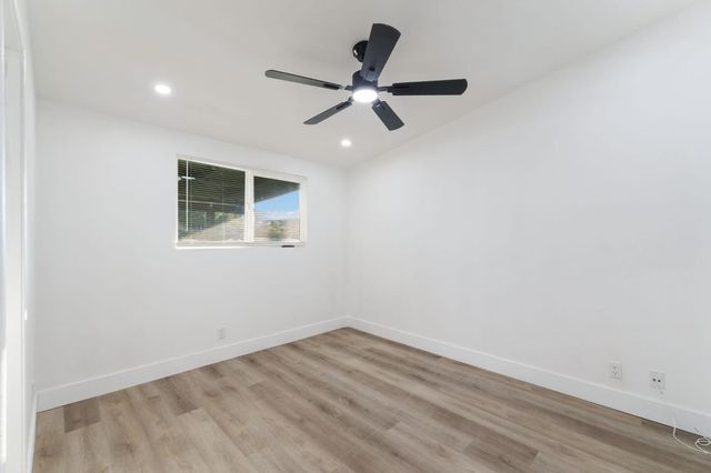 1293 N Bailey Avenue, Fresno, CA 93727