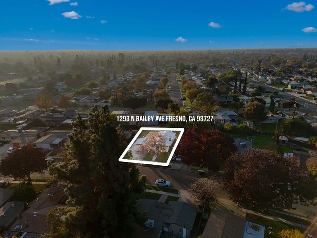 1293 N Bailey Avenue, Fresno, CA 93727