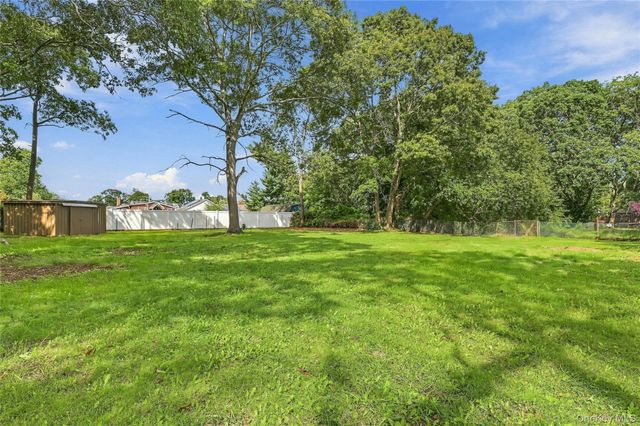 930 Tooker Avenue, West Babylon, NY 11704