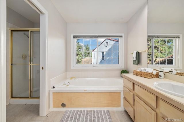 1530 S Quebec Way 30, Denver, CO 80231