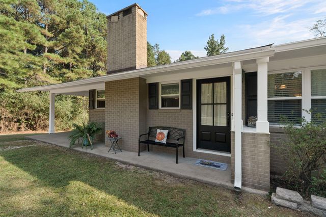 76 Upper Hamilton Hill Rd., Laurel, MS 39443