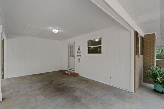 76 Upper Hamilton Hill Rd., Laurel, MS 39443