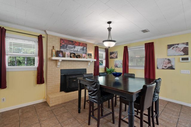 76 Upper Hamilton Hill Rd., Laurel, MS 39443