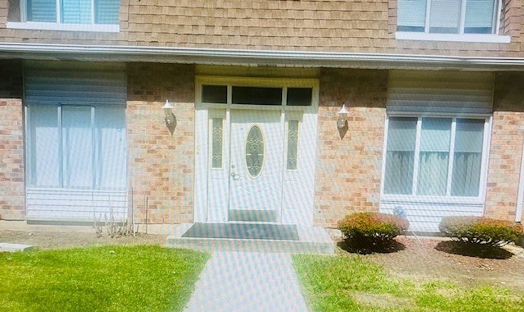 820 Sandra Drive 2C, University Park, IL 60484