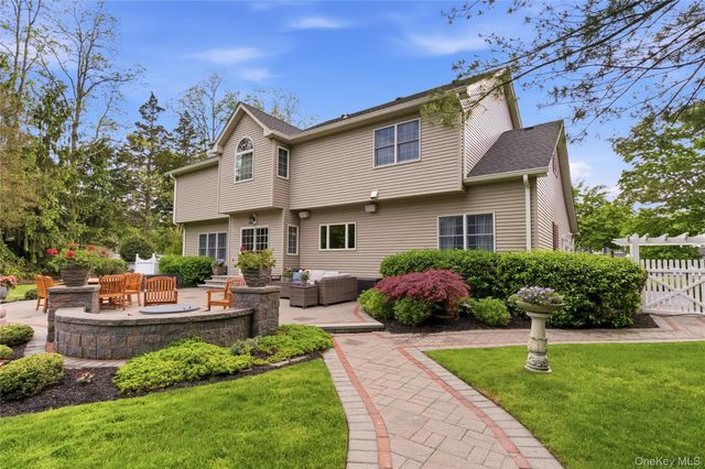 11 Milemore Drive, Northport, NY 11768