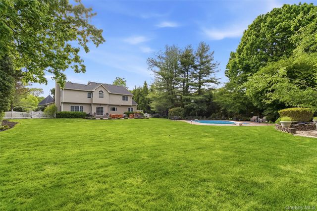 11 Milemore Drive, Northport, NY 11768