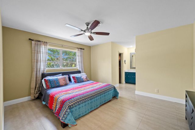 1500 SE 24th Avenue, Pompano Beach, FL 33062