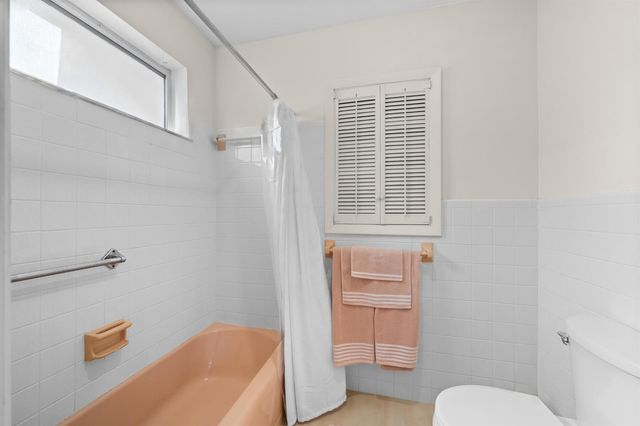 1500 SE 24th Avenue, Pompano Beach, FL 33062