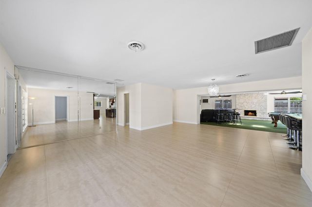1500 SE 24th Avenue, Pompano Beach, FL 33062