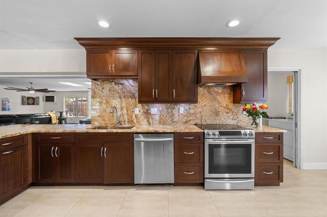 1500 SE 24th Avenue, Pompano Beach, FL 33062