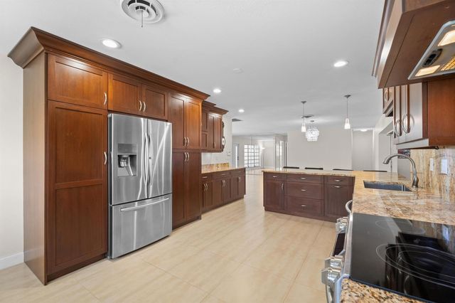 1500 SE 24th Avenue, Pompano Beach, FL 33062