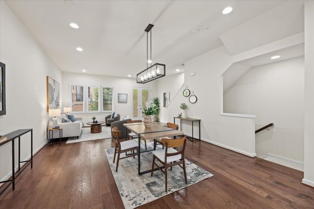 130 Cambria Walk, Alexandria, VA 22304