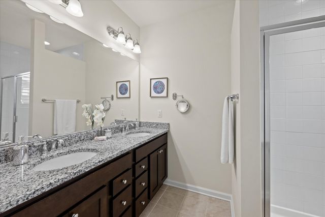130 Cambria Walk, Alexandria, VA 22304