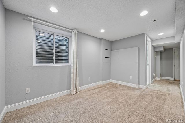 8705 E Radcliff Avenue, Denver, CO 80237