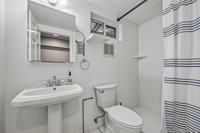 8705 E Radcliff Avenue, Denver, CO 80237