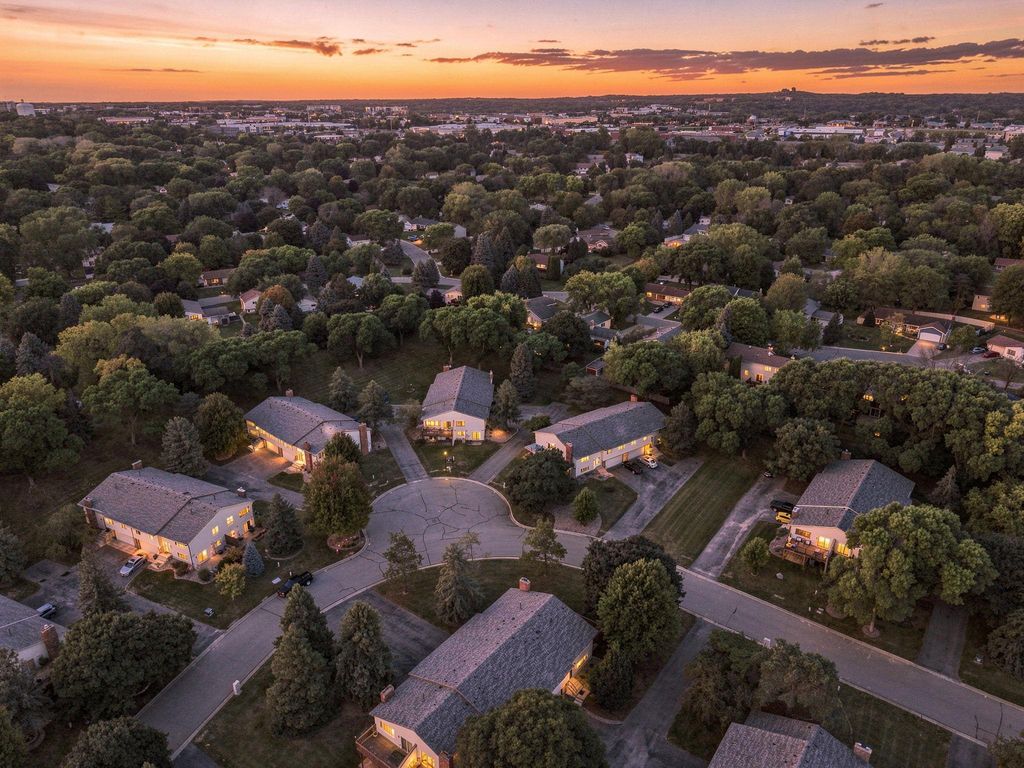 13642 Knox Drive, Burnsville, MN 55337 — photo 4