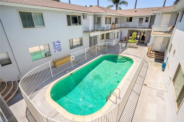 7969 Norton Avenue 3, West Hollywood, CA 90046