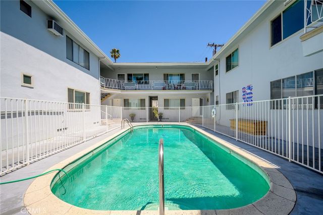 7969 Norton Avenue 3, West Hollywood, CA 90046