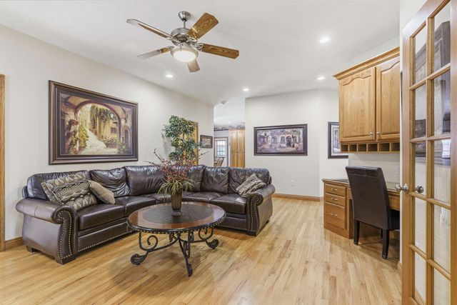 2411 W Dearborn Street, Springfield, MO 65807