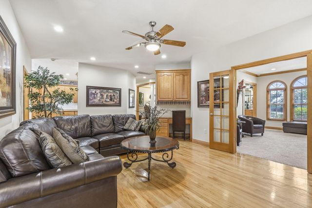 2411 W Dearborn Street, Springfield, MO 65807