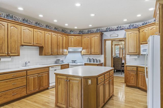 2411 W Dearborn Street, Springfield, MO 65807