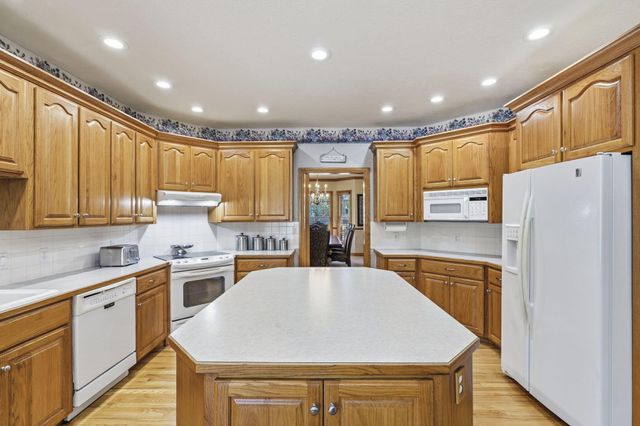 2411 W Dearborn Street, Springfield, MO 65807