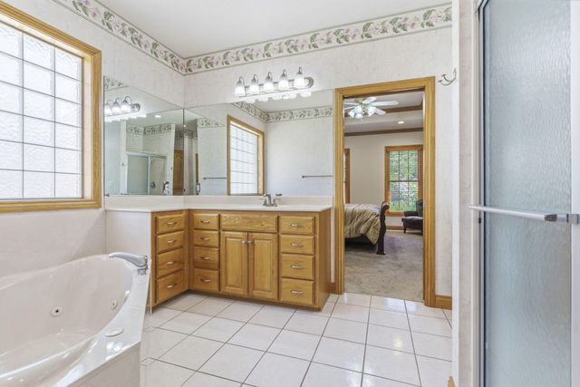 2411 W Dearborn Street, Springfield, MO 65807