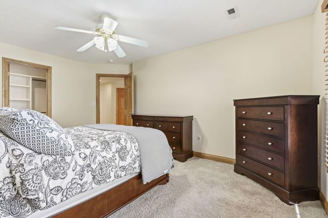 2411 W Dearborn Street, Springfield, MO 65807
