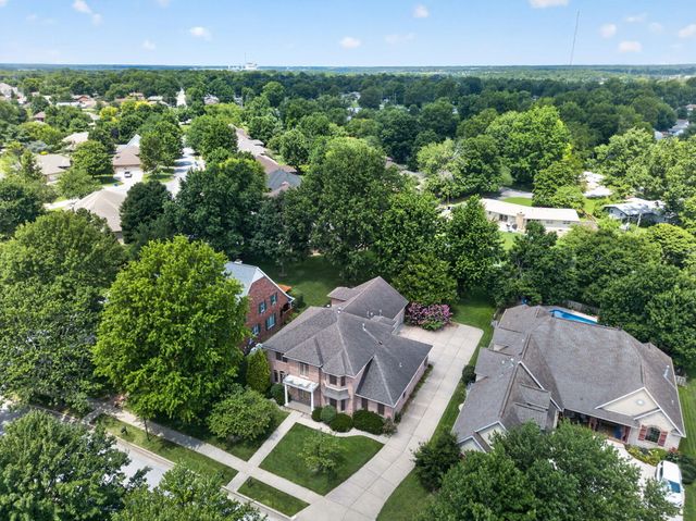 2411 W Dearborn Street, Springfield, MO 65807