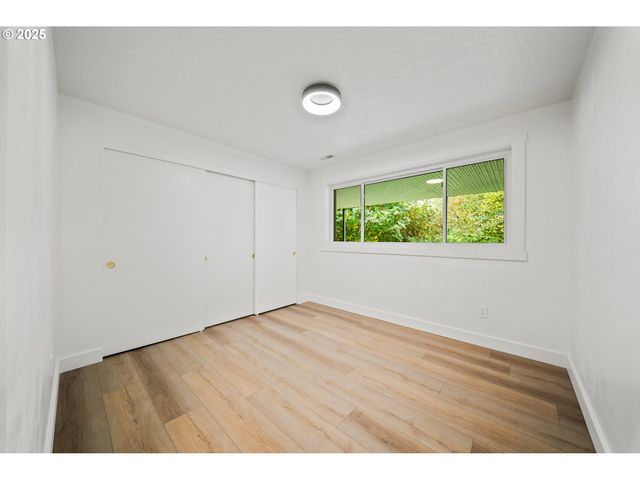 42600 E LARCH MOUNTAIN Rd, Corbett, OR 97019