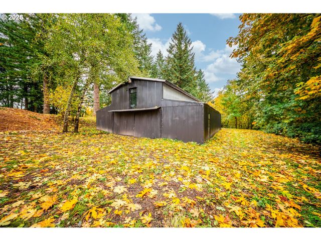42600 E LARCH MOUNTAIN Rd, Corbett, OR 97019