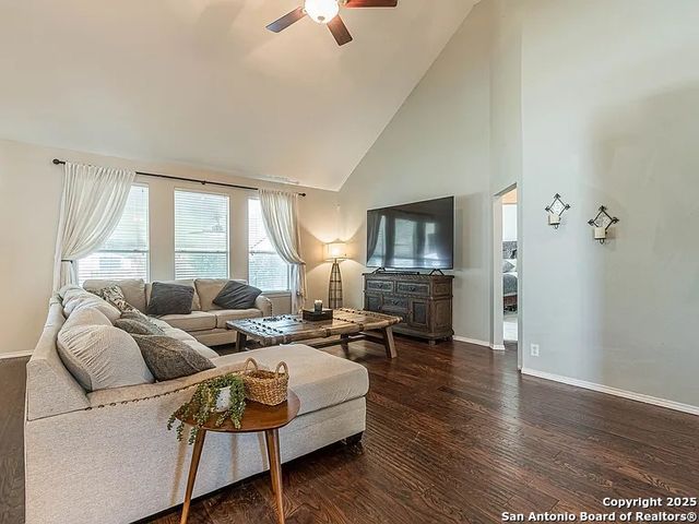 115 Knights Cross, San Antonio, TX 78258