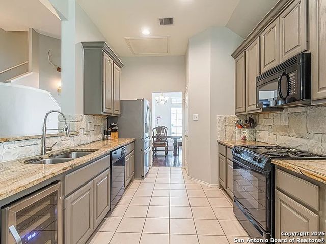 115 Knights Cross, San Antonio, TX 78258