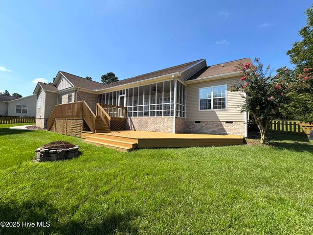 130 Presnell Court, Carthage, NC 28327